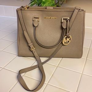 Dark Tan Michael Kors Medium Shoulder or Crossbody Purse